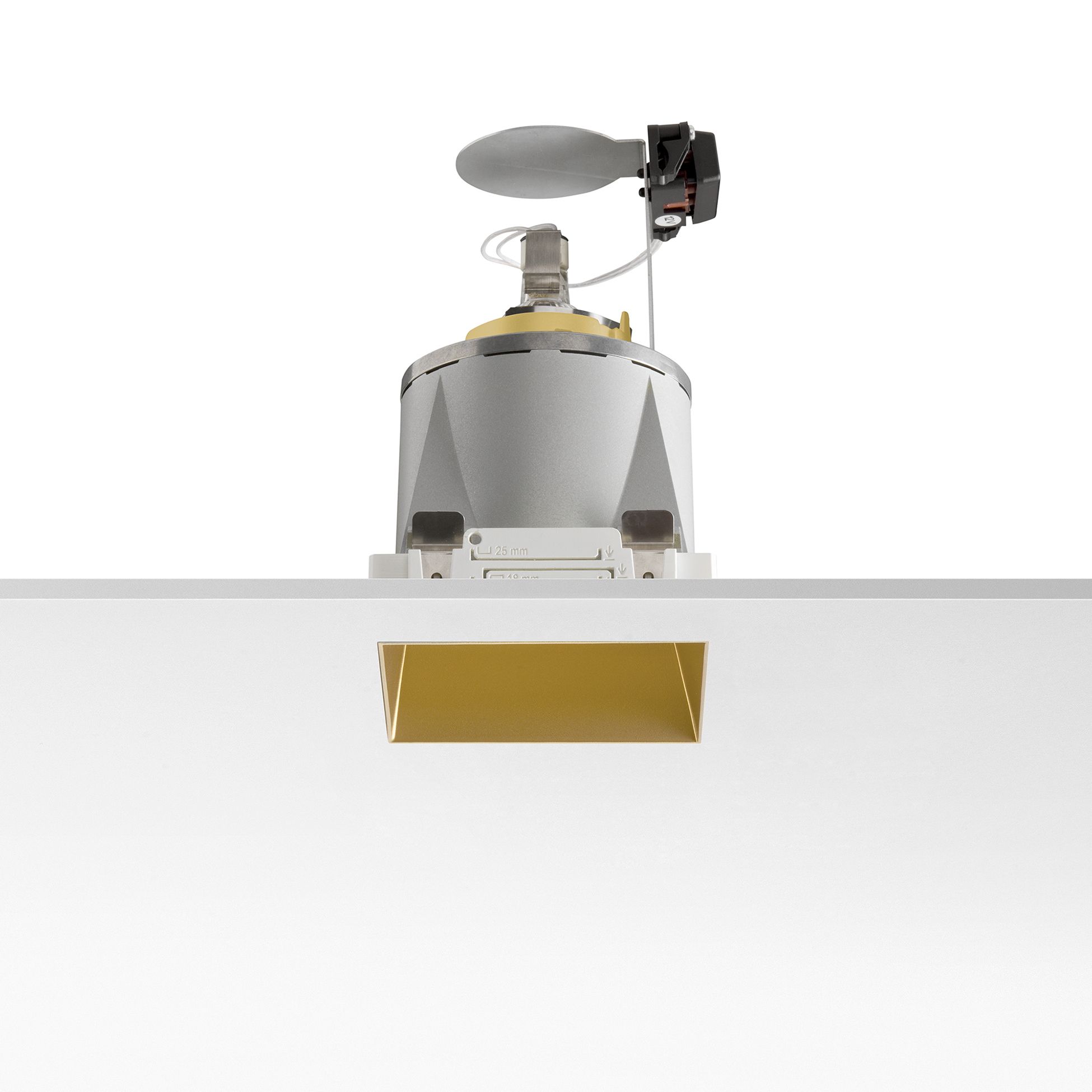 FLOS-KAP-105-SQUARE-QR-CBC-51-GL-TECHO-1950X1950